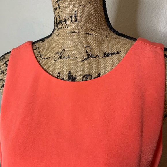 ASTR Lace Back Romper - Picture 2 of 8